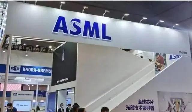 荷兰放开对华光刻机出售可为时已晚！我已实现14纳米芯片量产