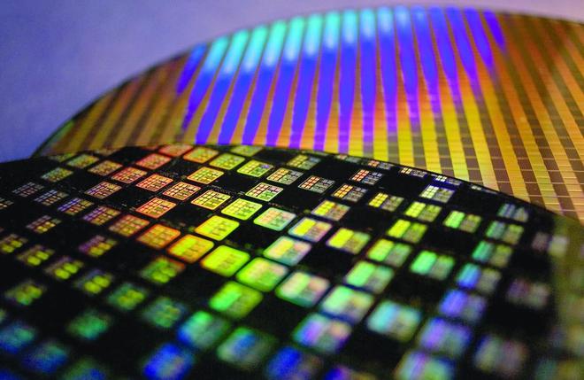 国产光刻呼之欲出！哈工大光刻光源技术获奖未来是EUV的天下？(图7)