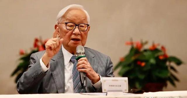 张忠谋讽刺中国企业：人才都被别人抢走了中国有钱也造不出芯片