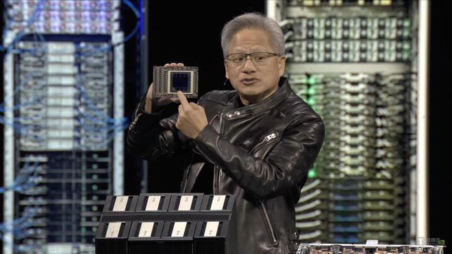 性能暴增150%的地表最强AI芯片发布英伟达捍卫算力“霸主”|钛媒体AGI(图4)