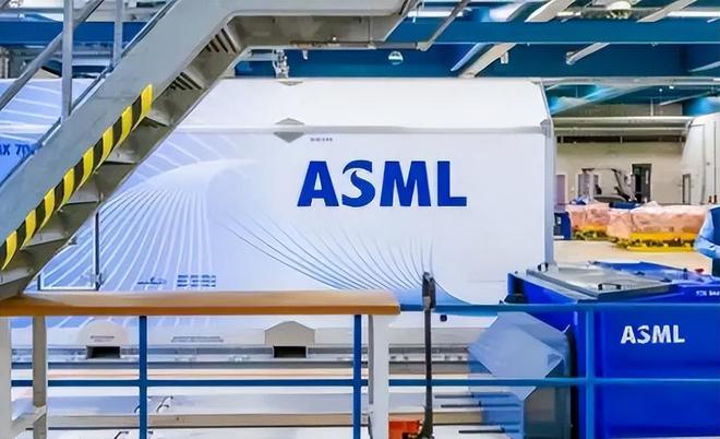 外媒：国产光刻机的挑战与机遇来了！